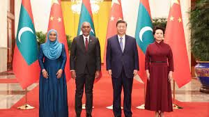 China and the Maldives signed a defense pact, under which China would give the Maldives free military help and Indian troops are expected to withdraw by May 10.